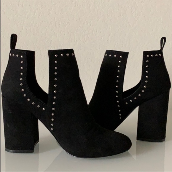 Steve Madden “notorious” black stud booties. Worn 4 times max! - Picture 3 of 5